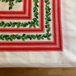 Mid-Century Vintage Christmas Holly Tablecloth 98” x 60” Cotton
